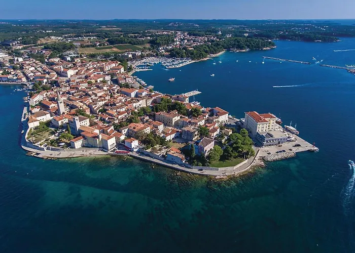 2 Bedroom Awesome In Porec Hébergement de vacances *