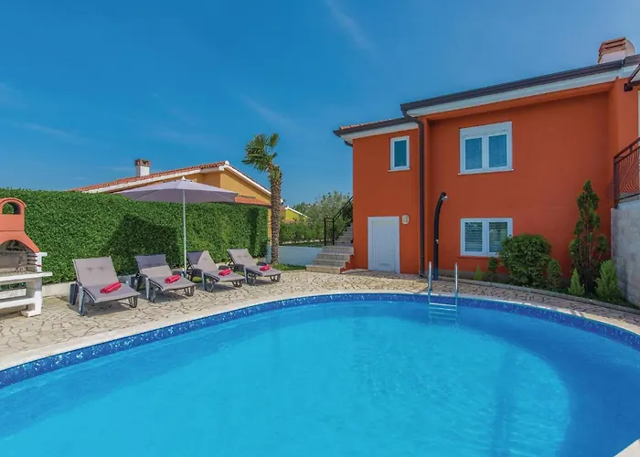 Vakantiehuis 2 Bedroom Awesome In Montižana