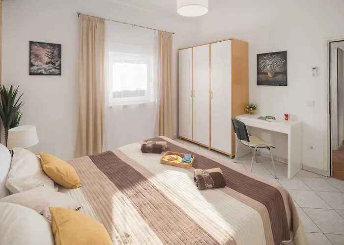 Hébergement de vacances 2 Bedroom Awesome In Porec *