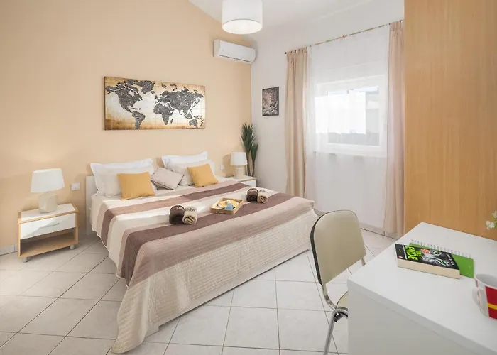 2 Bedroom Awesome In Porec Hébergement de vacances Poreč