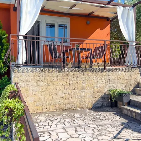 Pet Friendly In * Poreč